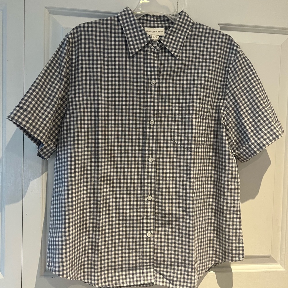 Size Large Blue Check Button Down shirt